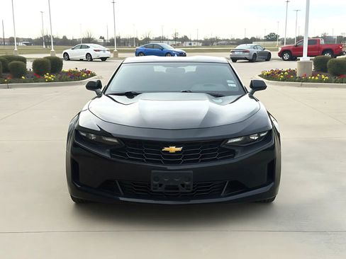 Used 2022 Chevrolet Camaro LT image 8