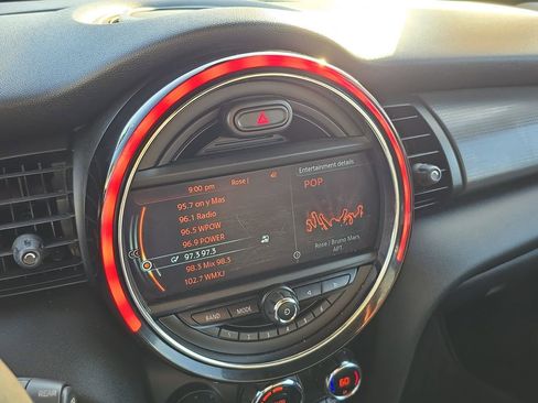 Used 2016 MINI Cooper 2-Door Hardtop image 17