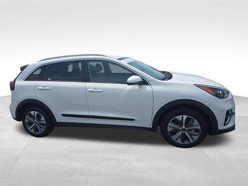 Used 2022 Kia Niro EX FWD image 6