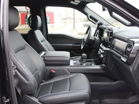 New 2025 Ford F150 Lariat w/ Equipment Group 501A Mid image 14