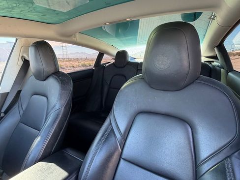 Used 2019 Tesla Model 3 Performance image 11
