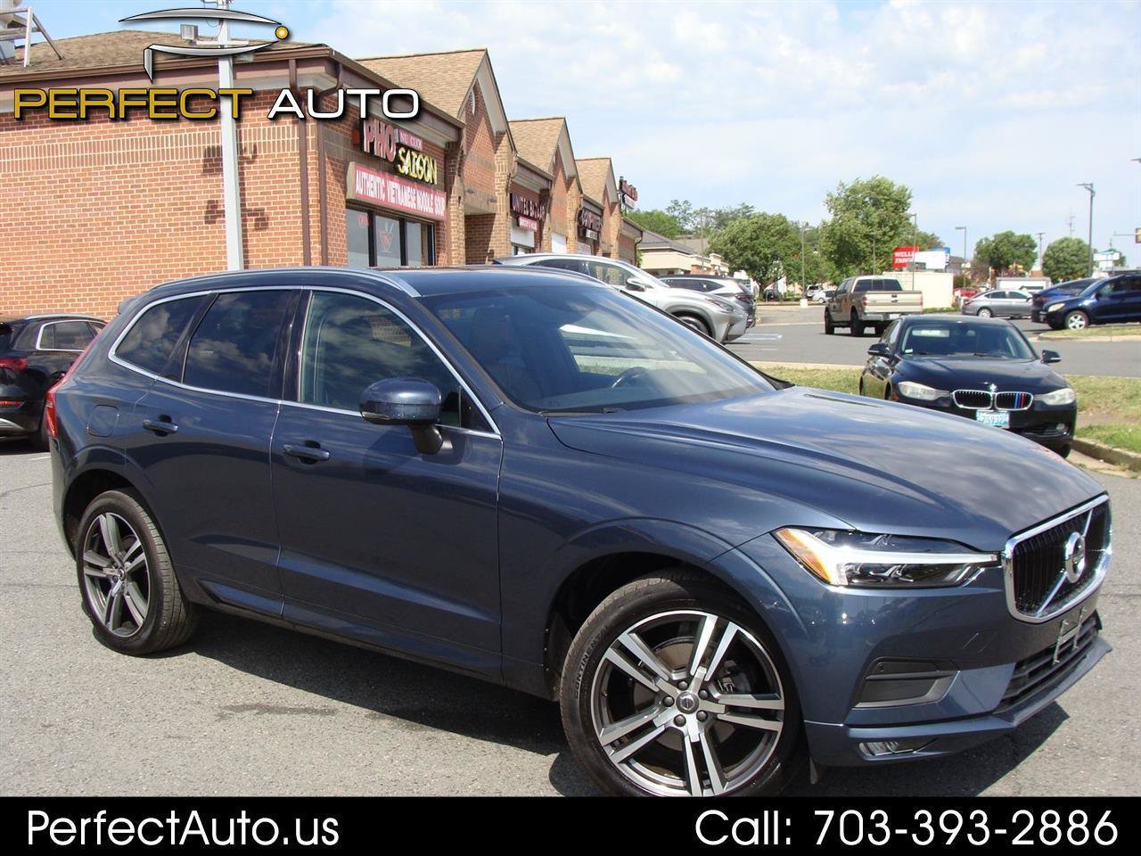 Used 2021 Volvo XC60 T5 Momentum w/ Premium Package AWD/4WD image 1