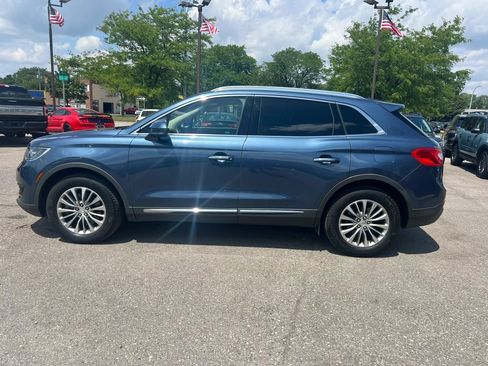 Used 2018 Lincoln MKX Select w/ Select Plus Package AWD/4WD image 4