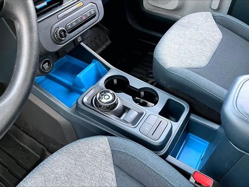 Used 2025 Ford Maverick XLT image 16