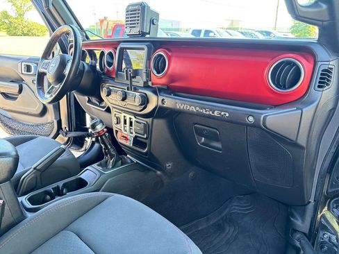 Used 2021 Jeep Wrangler 4WD Rubicon image 43