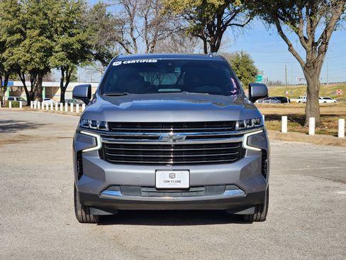 Used 2021 Chevrolet Tahoe LT w/ Luxury Package image 2