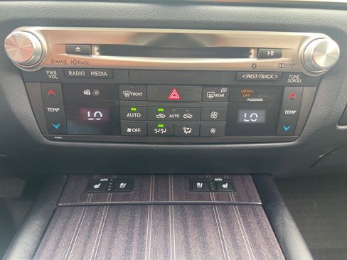 Used 2020 Lexus GS 350 AWD w/ Premium Package image 27