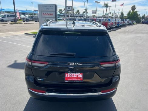 Used 2023 Jeep Grand Cherokee 4WD 4xe image 14