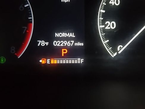 Used 2023 Honda HR-V LX image 23