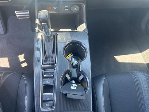 Used 2023 Honda Civic Sport image 18