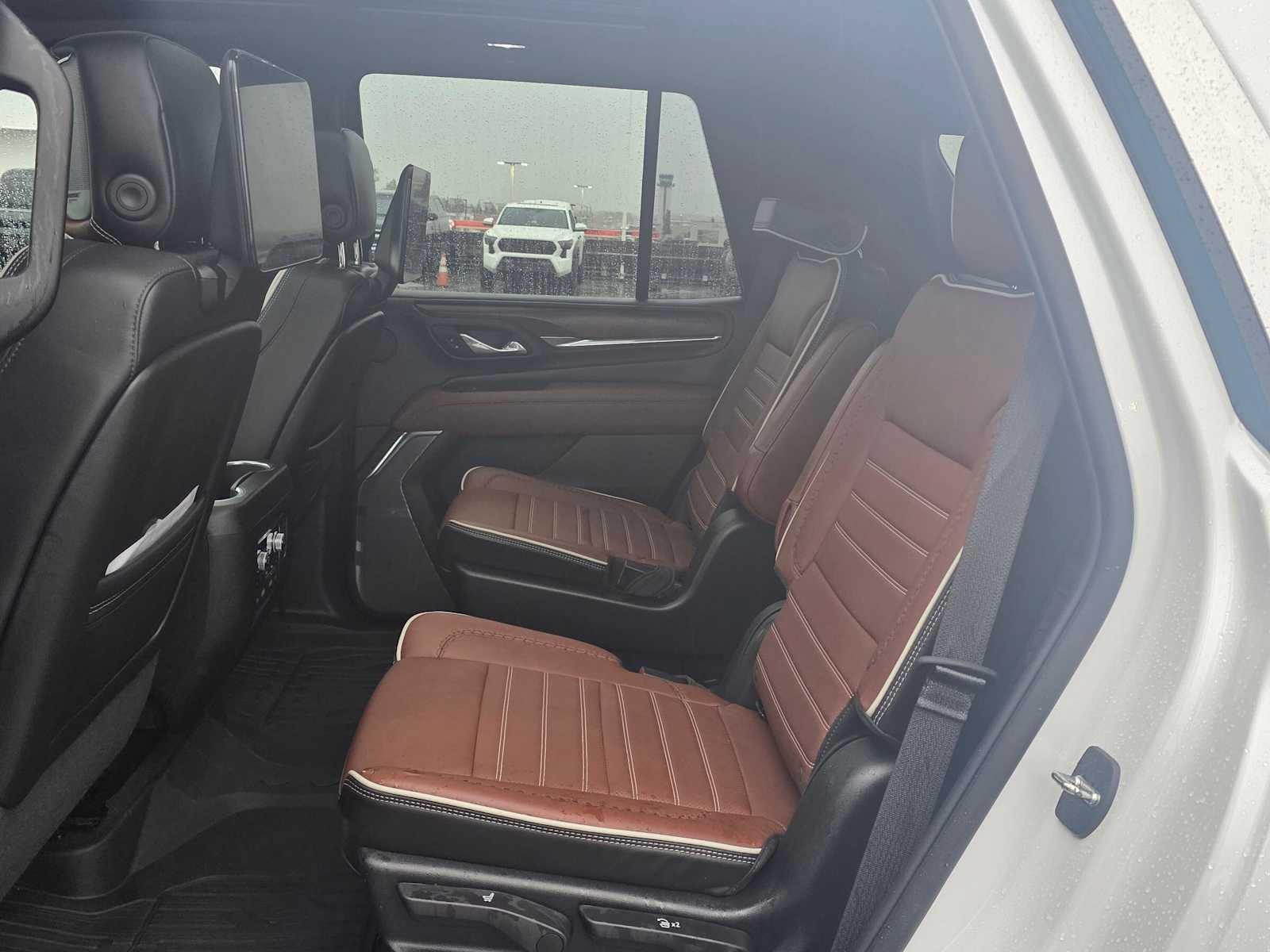 Certified 2023 GMC Yukon Denali Ultimate AWD/4WD image 16
