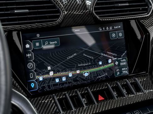 Used 2023 Lamborghini Urus S image 25