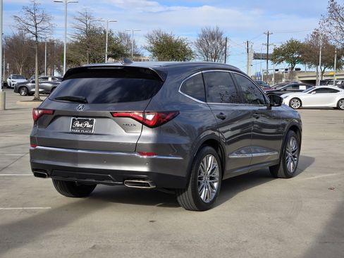 Used 2024 Acura MDX SH-AWD w/ Advance Package image 6