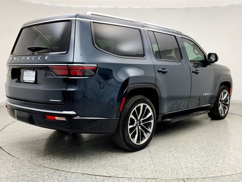 Used 2023 Jeep Wagoneer Series II w/ Premium Group I image 5