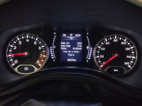 Used 2020 Jeep Renegade Sport FWD image 23