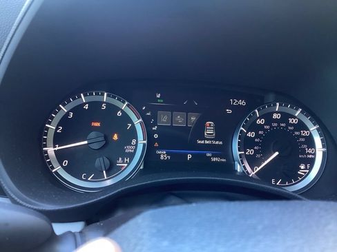 Used 2023 Toyota Highlander LE FWD image 10