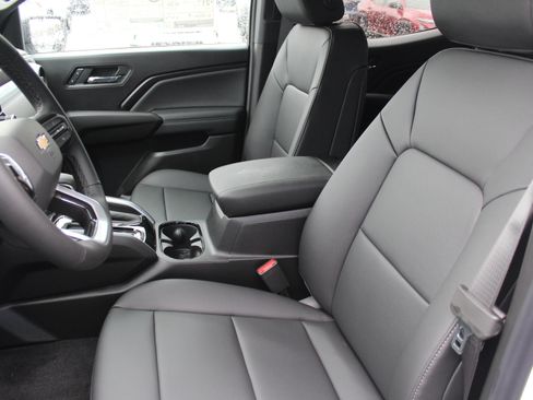 New 2026 Chevrolet Colorado LT w/ LT Convenience Package image 9