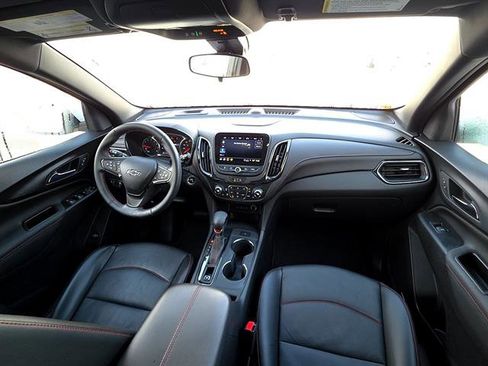 Used 2023 Chevrolet Equinox RS w/ RS Leather Package FWD image 5