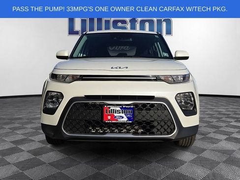 Used 2022 Kia Soul LX w/ Technology Package FWD image 2