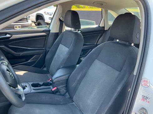 Used 2021 Volkswagen Jetta S FWD image 17