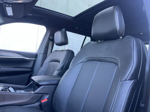 New 2026 Jeep Grand Cherokee Limited Reserve image 17