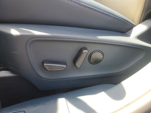 New 2025 Ford Maverick Lariat image 11