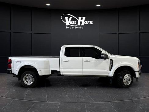 Used 2023 Ford F450 Lariat w/ Lariat Ultimate Package image 2
