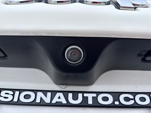 Used 2020 Jeep Compass Latitude w/ Cold Weather Group image 15