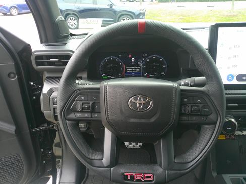 Used 2025 Toyota Tacoma TRD Pro image 19
