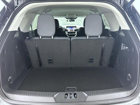 New 2026 Ford Explorer Active image 23