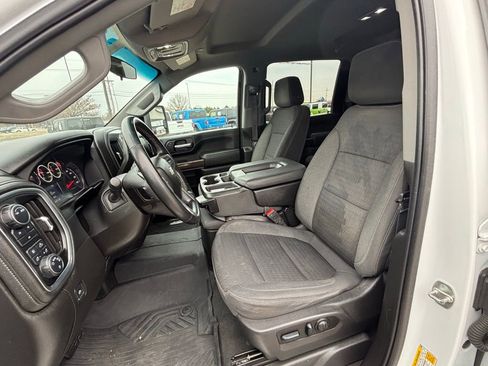 Used 2023 Chevrolet Silverado 2500 LT w/ Convenience Package image 13