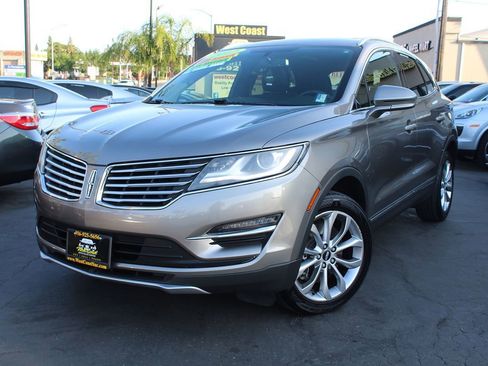 Used 2017 Lincoln MKC Select w/ Select Plus Package image 42