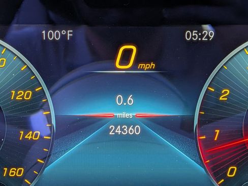 Used 2023 Mercedes-Benz E 450 Coupe image 17