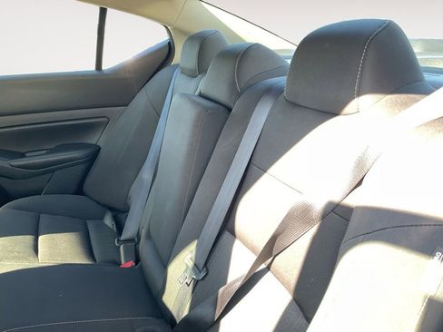 Used 2022 Nissan Altima 2.5 SV image 29