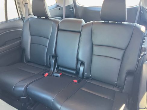 Used 2021 Honda Pilot Special Edition image 15