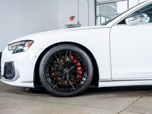 Used 2023 Audi S8 image 9