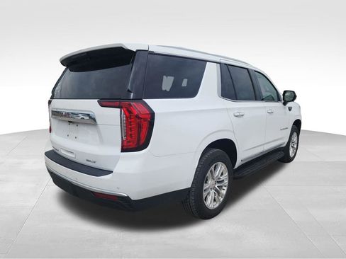 Used 2024 GMC Yukon SLT RWD image 9