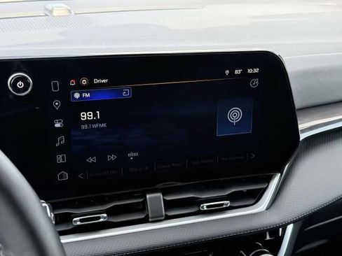 Used 2025 Chevrolet Equinox LT w/ Safety and Technology Package AWD/4WD image 22