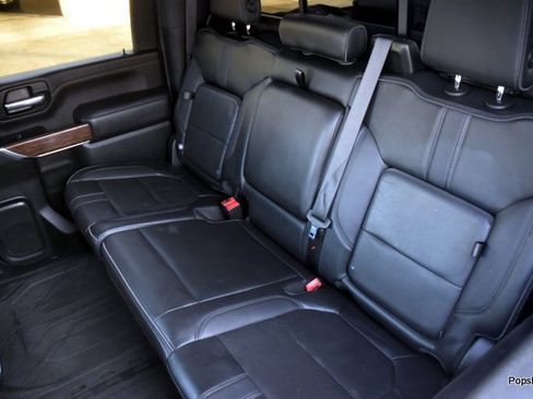 Used 2022 Chevrolet Silverado 3500 High Country image 10