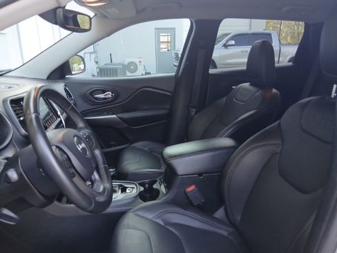 Used 2019 Jeep Cherokee Limited w/ Trailer Tow Group image 33