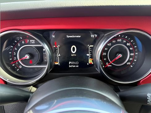Used 2021 Jeep Wrangler Unlimited Rubicon AWD/4WD image 29