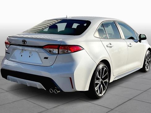 Used 2022 Toyota Corolla SE FWD image 13