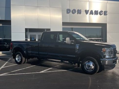Used 2022 Ford F350 XLT image 8