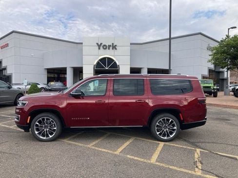 New 2025 Jeep Wagoneer L Series III w/ Premium Group I image 1