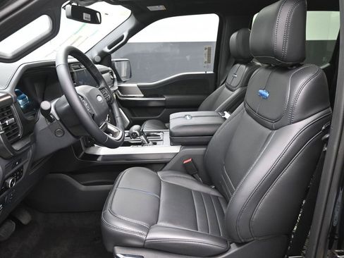 New 2025 Ford F150 Platinum w/ Equipment Group 702A High image 18