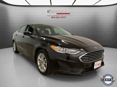 Used 2019 Ford Fusion SE image 3