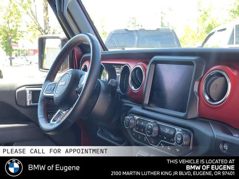 Used 2021 Jeep Wrangler Unlimited Rubicon AWD/4WD image 12