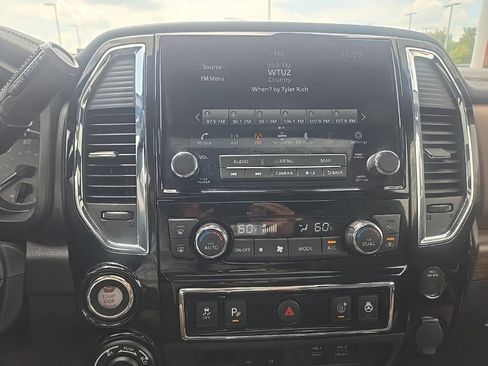 Used 2023 Nissan Titan Platinum Reserve w/ Moonroof Package AWD/4WD image 20