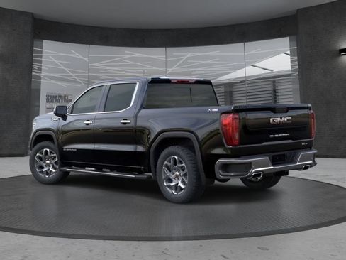 Used 2026 GMC Sierra 1500 SLT w/ SLT Premium Plus Package AWD/4WD image 4