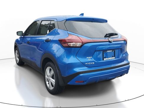Certified 2024 Nissan Kicks S image 5
